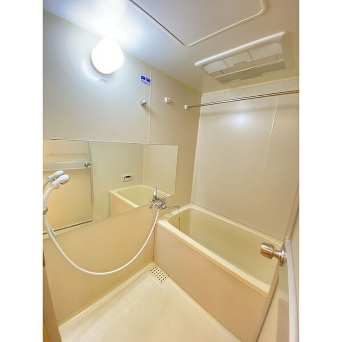 シャトー・レイク・ルイーズの物件内観写真