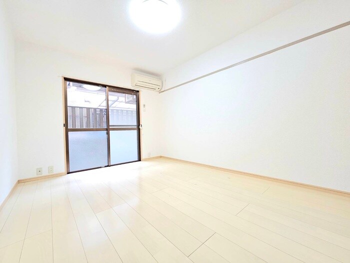 サンフェニックスの物件内観写真