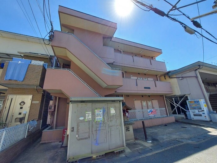 サンフェニックスの物件外観写真