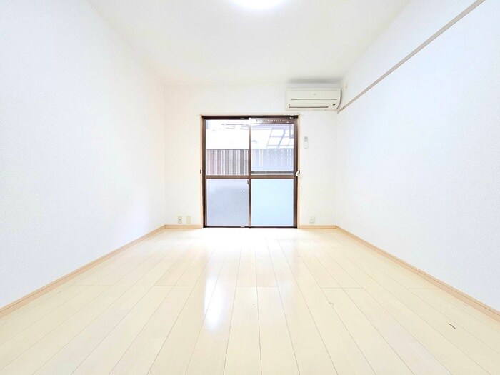 サンフェニックスの物件内観写真