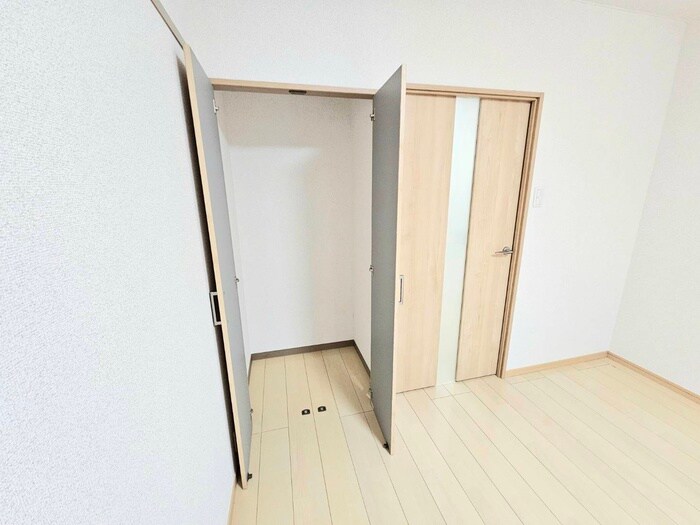 サンフェニックスの物件内観写真