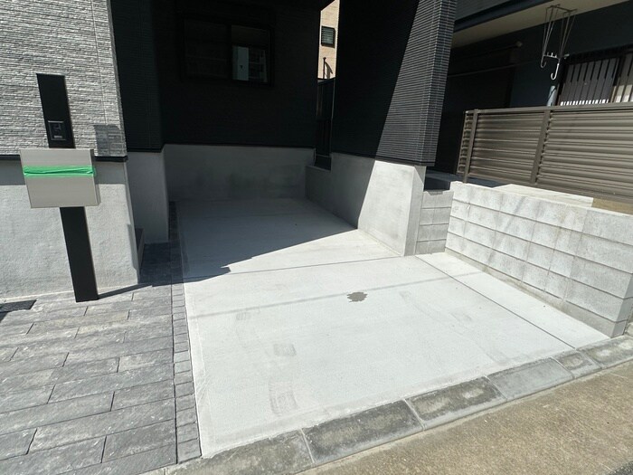 上穂積１丁目戸建の物件外観写真