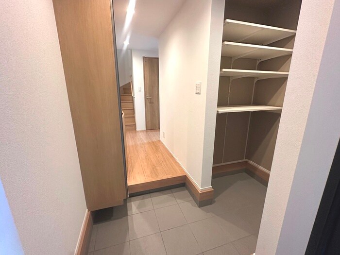 上穂積１丁目戸建の物件内観写真