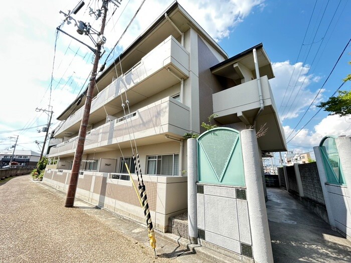 パトリード有栖Ⅰの物件外観写真