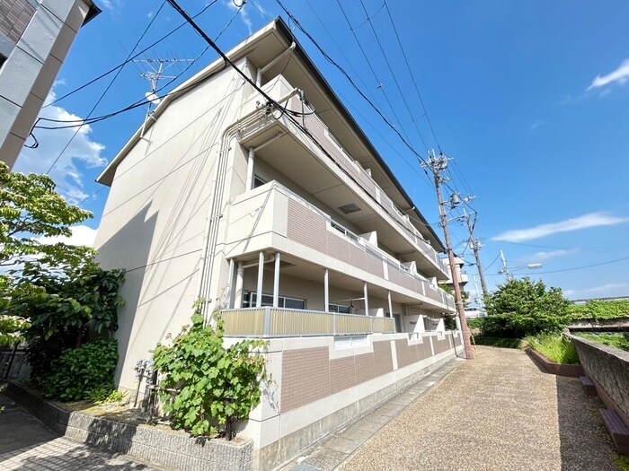 パトリード有栖Ⅰの物件外観写真