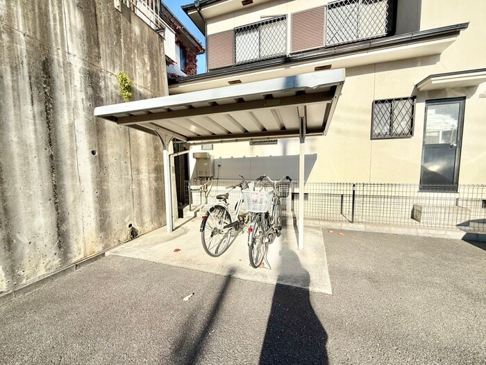 ゼフィランサスの物件外観写真