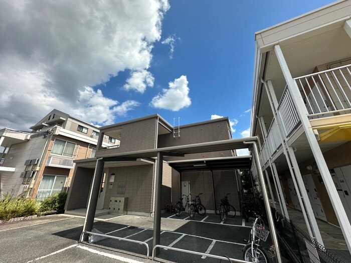 メゾン東雲の物件外観写真