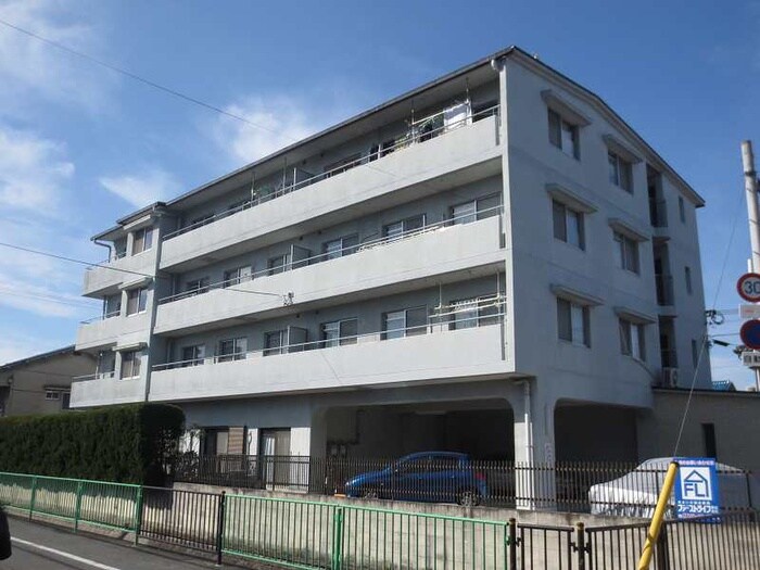 アンソレイユ中穂積の物件外観写真