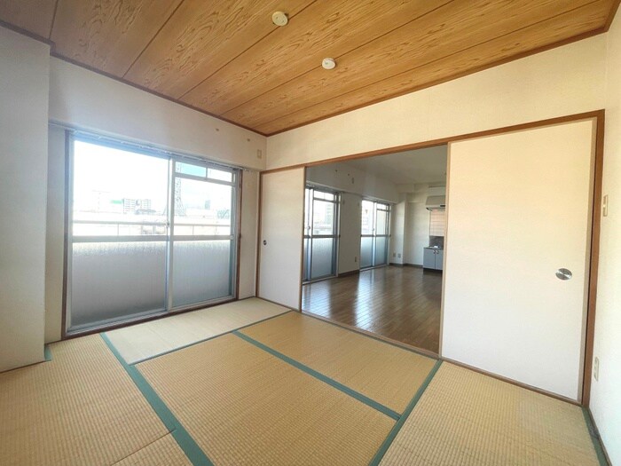 アンソレイユ中穂積の物件内観写真