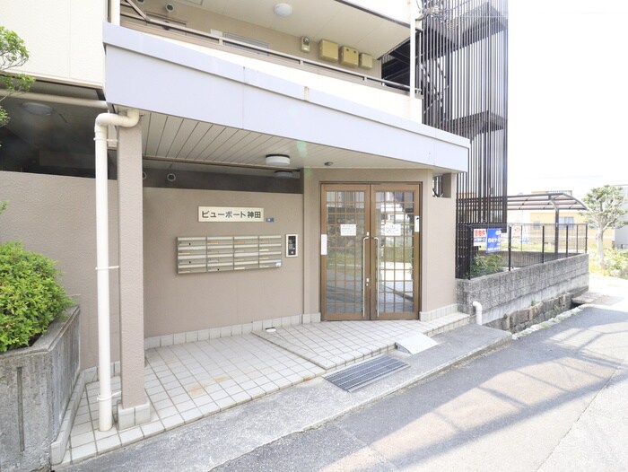 ビュ－ポ－ト神田の物件外観写真