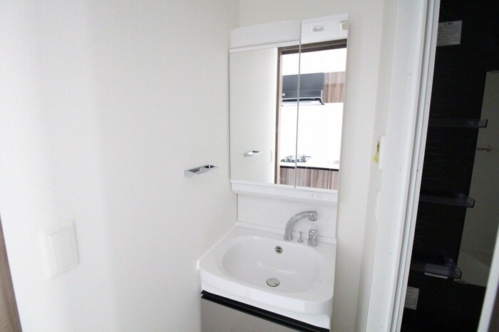 エステムコート神戸湊町(902)の物件内観写真