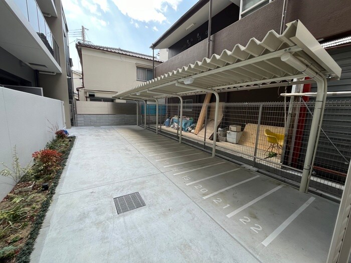 トリニティ茨木の物件外観写真