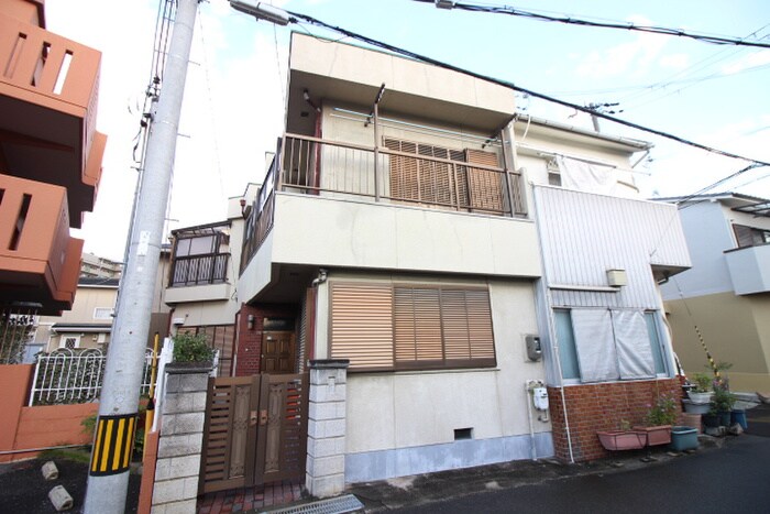 桜の町６ー７－３０貸家の物件外観写真