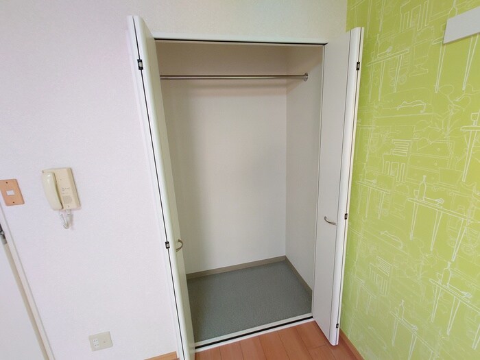 ディ－シモンズ神戸の物件内観写真