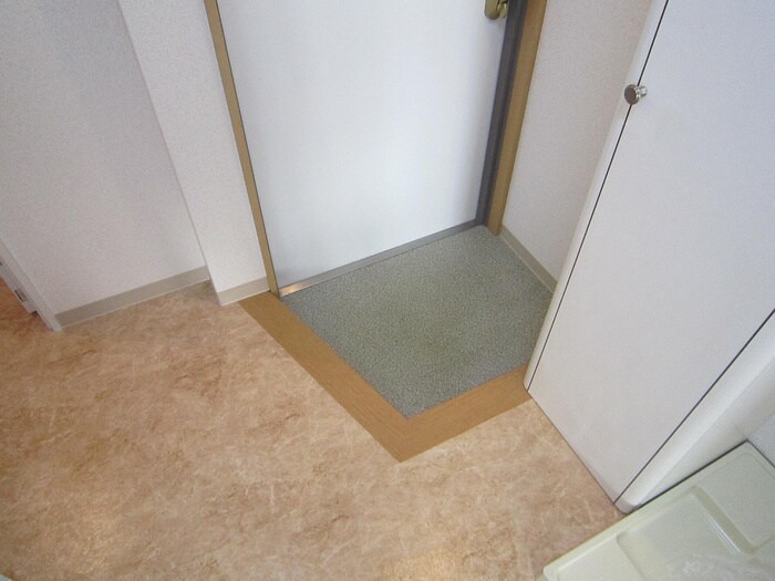 ディ－シモンズ神戸の物件内観写真