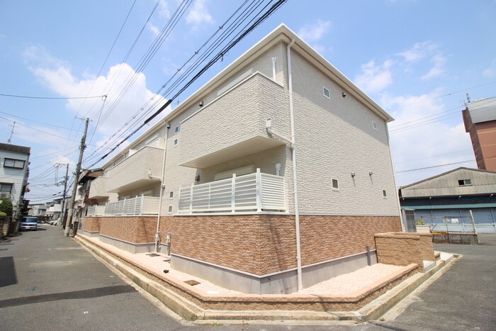 ﾃﾞｭﾗ・ｶ-ｻ　ｺﾝﾌｫﾙﾀ-ﾌﾞﾙⅡの物件外観写真