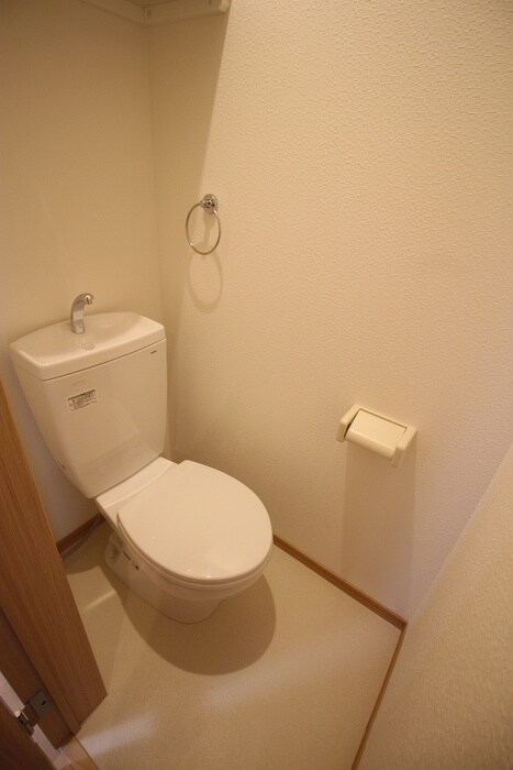 ﾃﾞｭﾗ・ｶ-ｻ　ｺﾝﾌｫﾙﾀ-ﾌﾞﾙⅡの物件内観写真