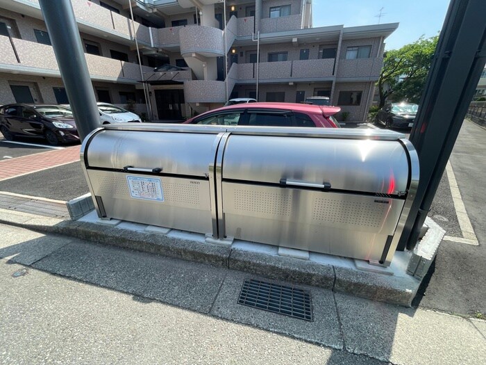 ハイタウン 御殿山東の物件外観写真