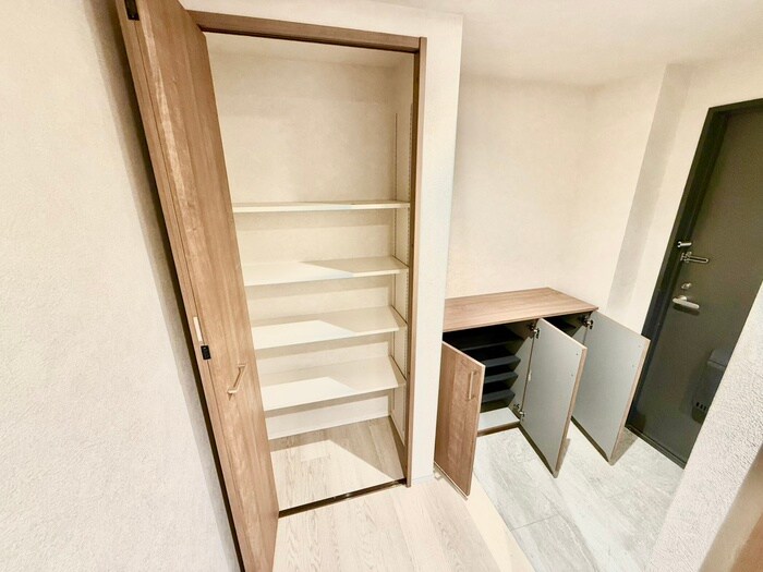 レジディア西天満の物件内観写真