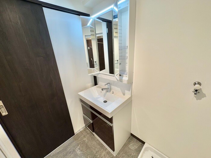 レジディア西天満の物件内観写真