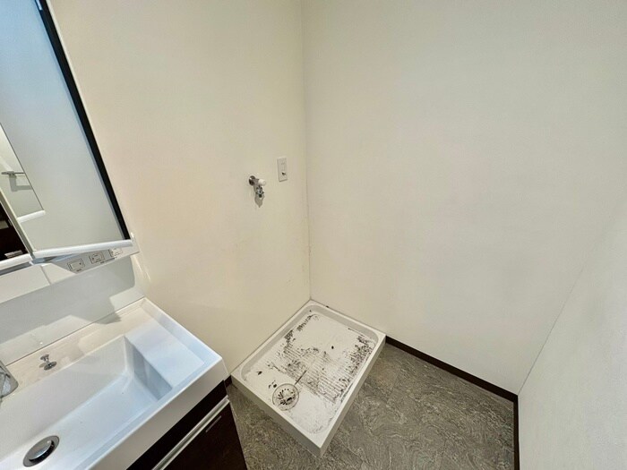 レジディア西天満の物件内観写真