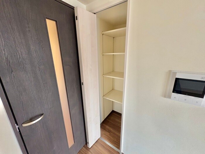 レジディア西天満の物件内観写真