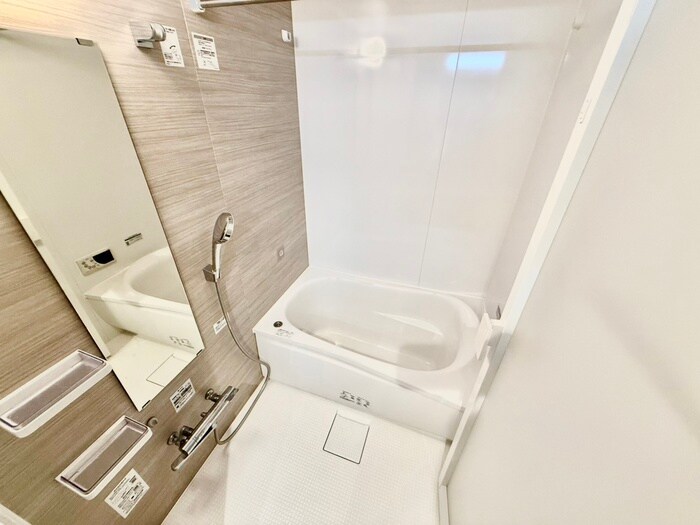 レジディア西天満の物件内観写真