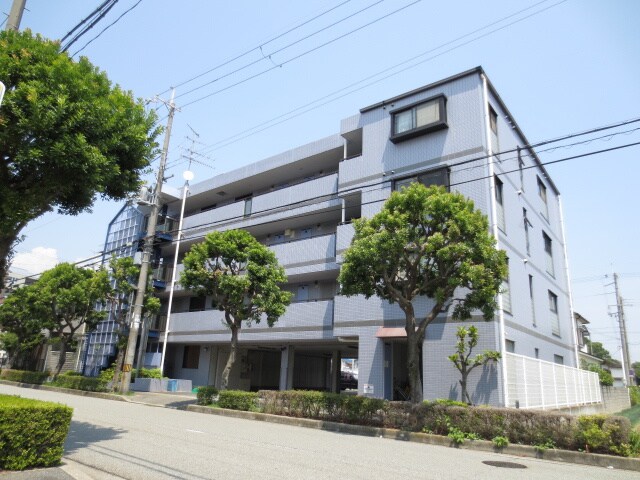 ラヴィール若宮の物件外観写真