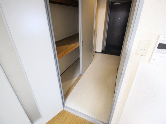 アンバサダの物件内観写真