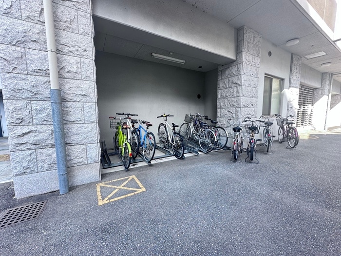 ＦＩＲＳＴ　ＣＯＵＲＴ五条新町の物件外観写真