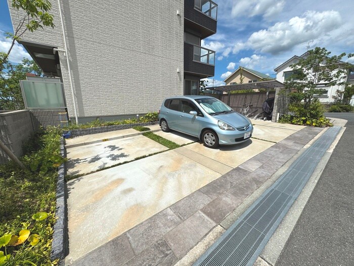 フルール　ドゥ　ソレイユの物件外観写真