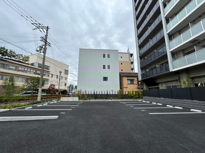 Grand Luceの物件外観写真