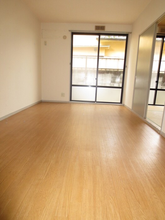 ウエストコートの物件内観写真