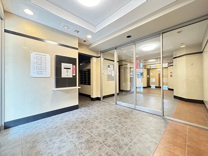 サンシティ京都駅前の物件外観写真