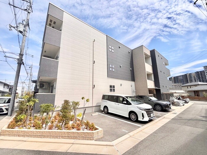 Avenir radieuxの物件外観写真