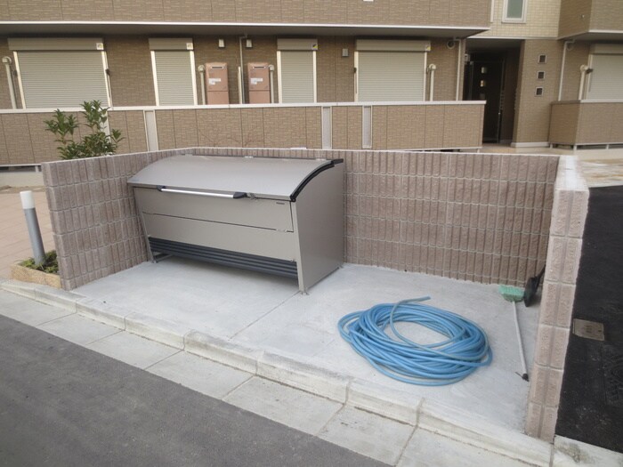 アコルデ西岩田の物件外観写真