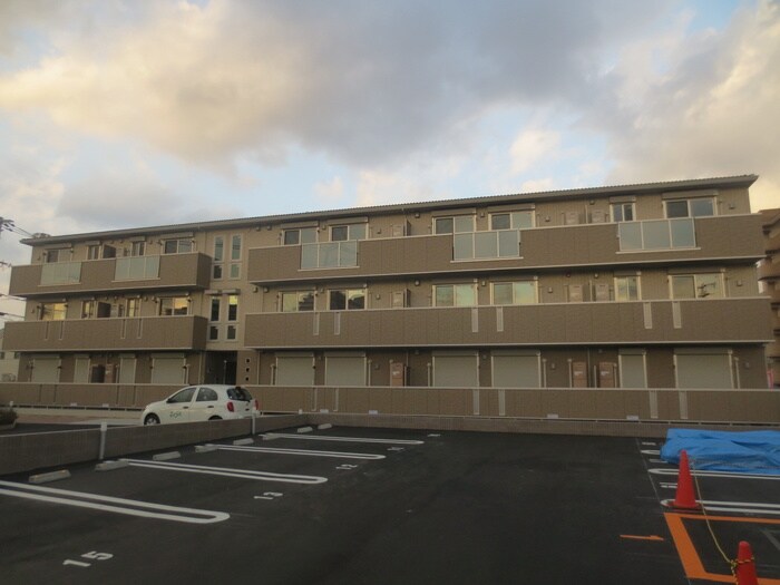 アコルデ西岩田の物件外観写真