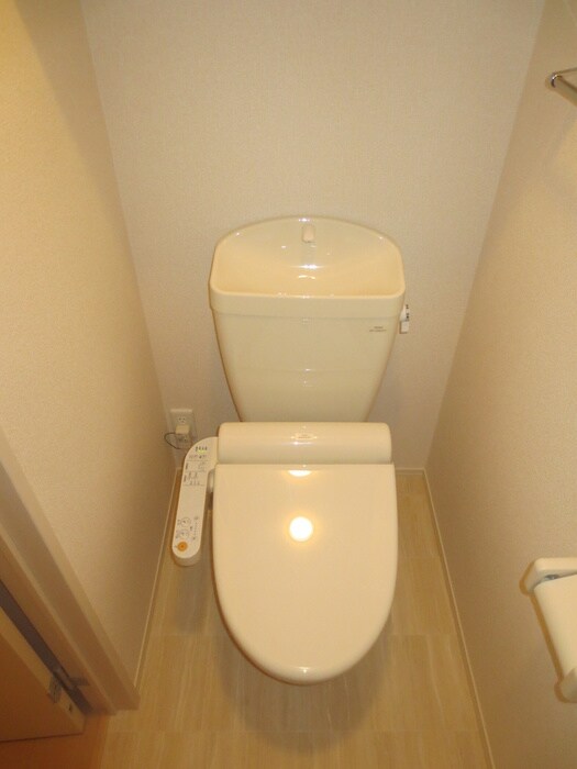 アコルデ西岩田の物件内観写真