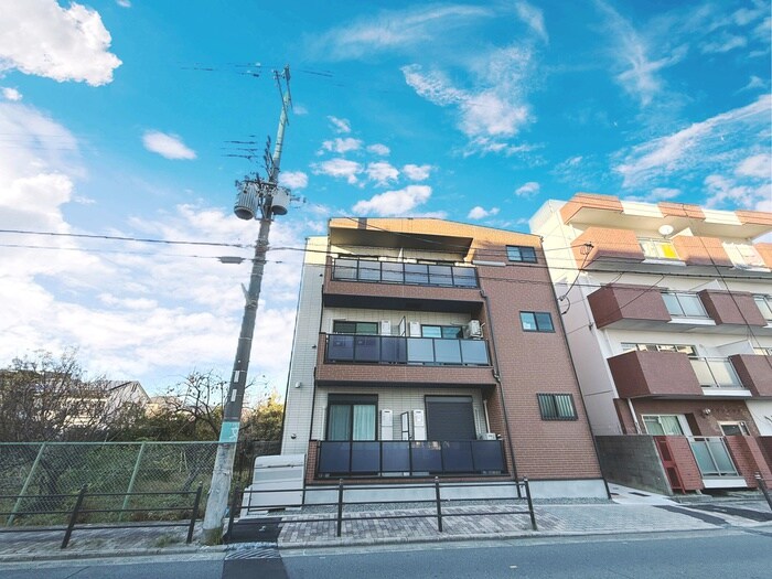 Ｄ　ｐｏｒｔａ　ｅｔｅｒｎｏの物件外観写真