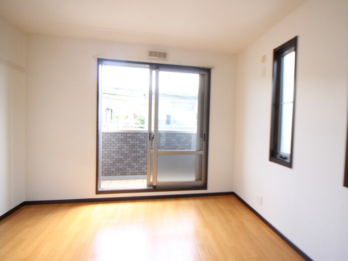 リヴェ－ルの物件内観写真