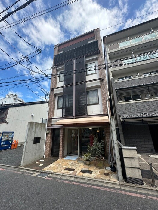 ＡＸＩＳ錦小路の物件外観写真