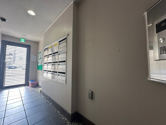 ＡＸＩＳ錦小路の物件外観写真