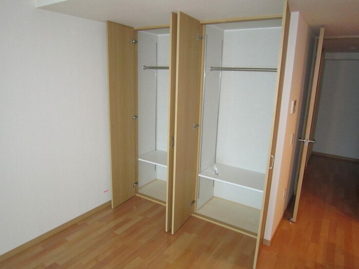 ミミエデン西北の物件内観写真