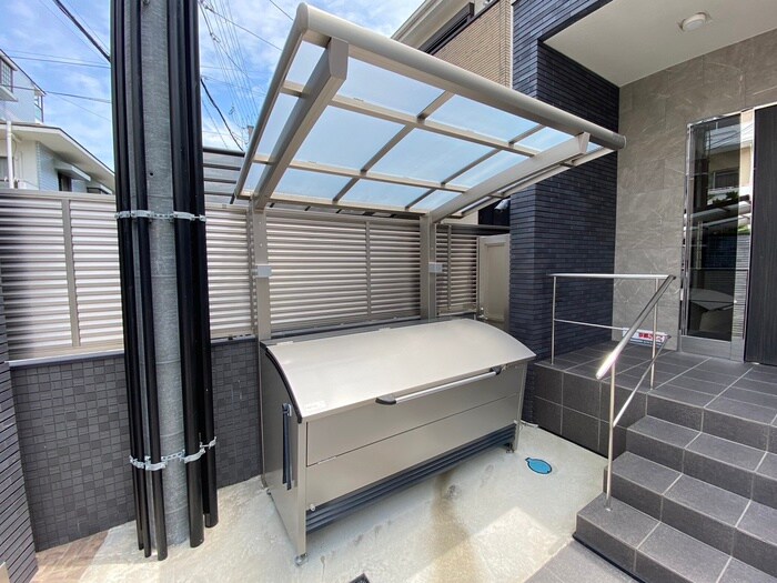 サクシード太秦の物件外観写真