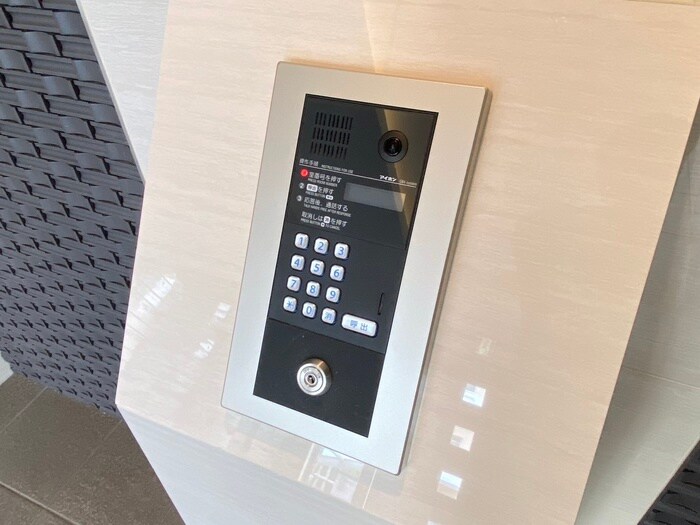 サクシード太秦の物件外観写真