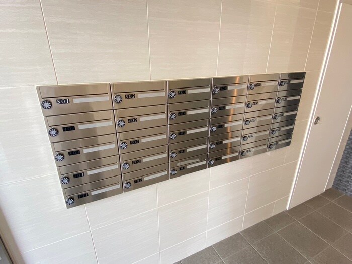 サクシード太秦の物件外観写真