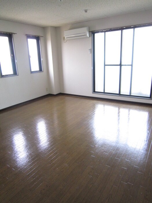 アメニティハイツ忍ケ丘の物件内観写真