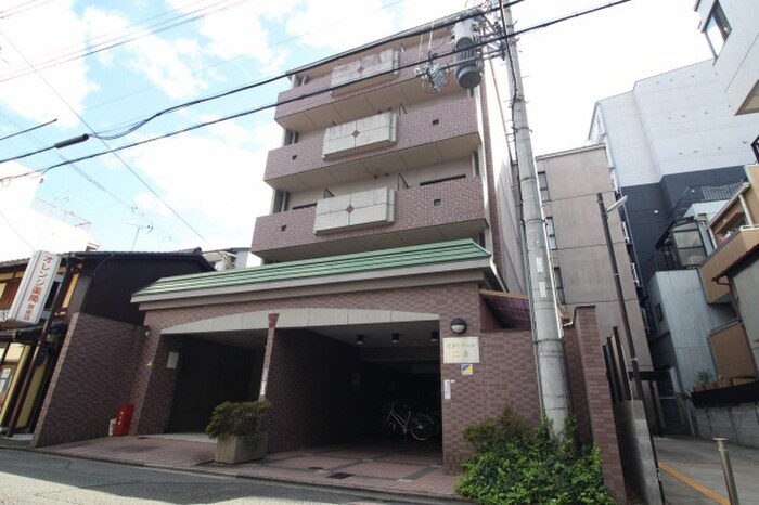 ビクトワ－ル二条の物件外観写真