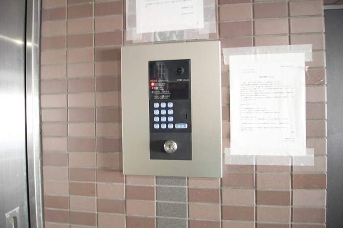 ビクトワ－ル二条の物件外観写真