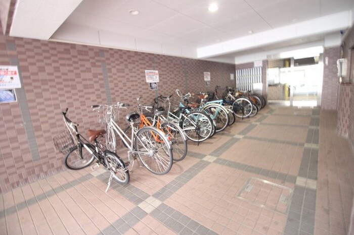 ビクトワ－ル二条の物件外観写真